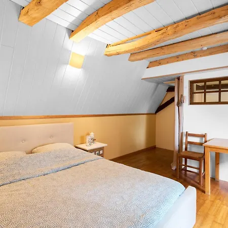 Domaine De Vic Saint-Chamassy