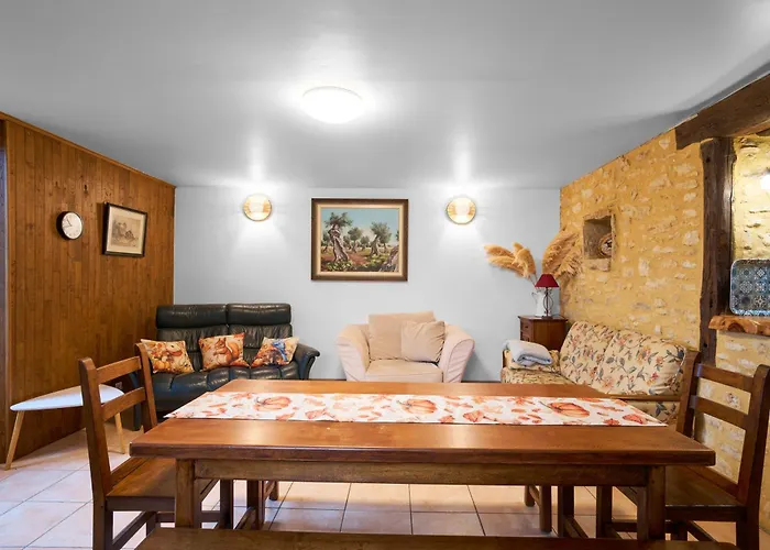 Domaine De Vic Saint-Chamassy